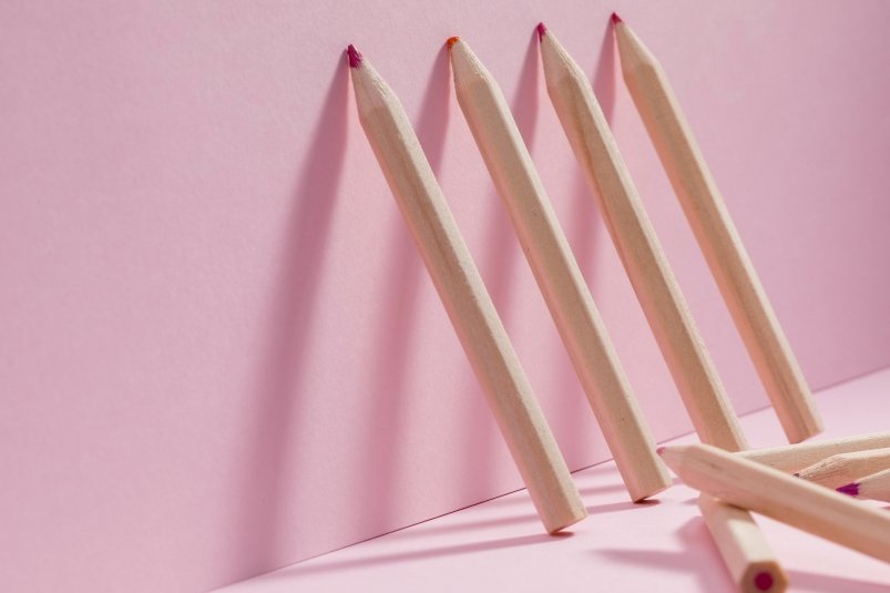 Dětské umění už není strašidelné: Jak snadno a rychle vymazat pastelky z tapet