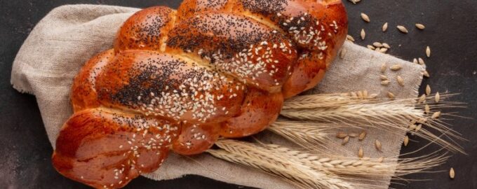 Pochoutka, která nenechá nikoho lhostejným: příprava aromatického makového koláče