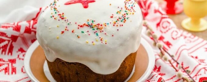 Přítel kuchař mi dal recept na nadýchaný kulich: pečeme ho každé Velikonoce - chutná neuvěřitelně.